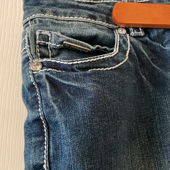 Warehouse one denim y2k capris with embellished pockets - Picture 2 of 8